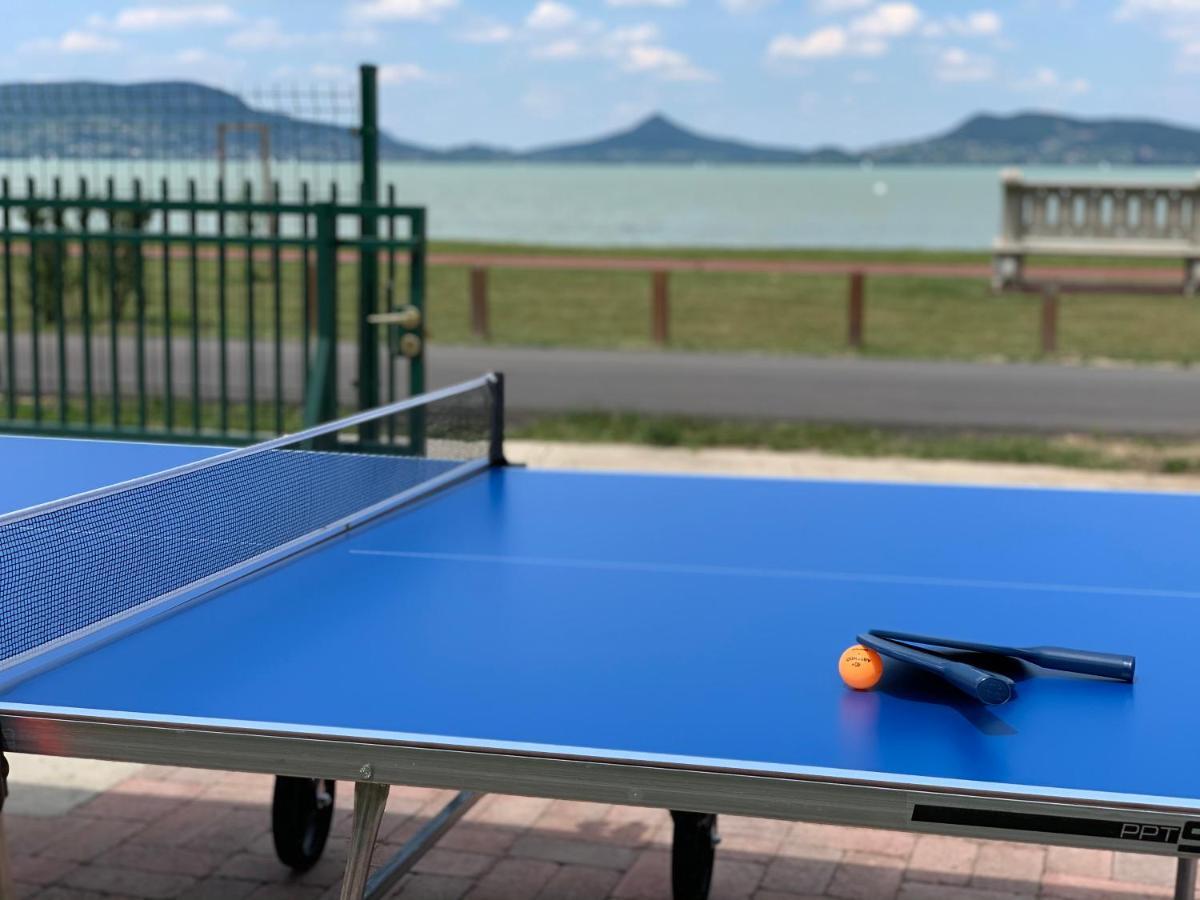 Exclusive Beachfront Villa Fonyod Ngoại thất bức ảnh